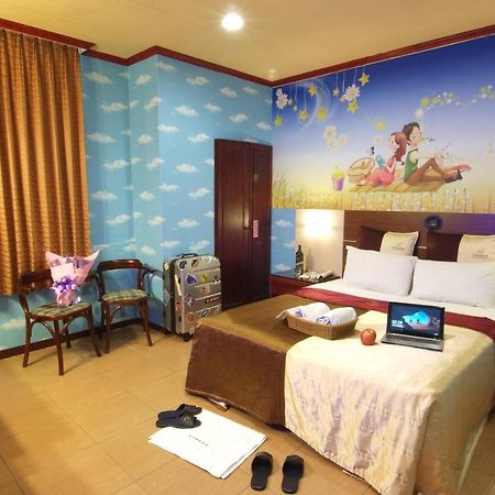Golden Swallow Hotel Hsinchu Exterior foto