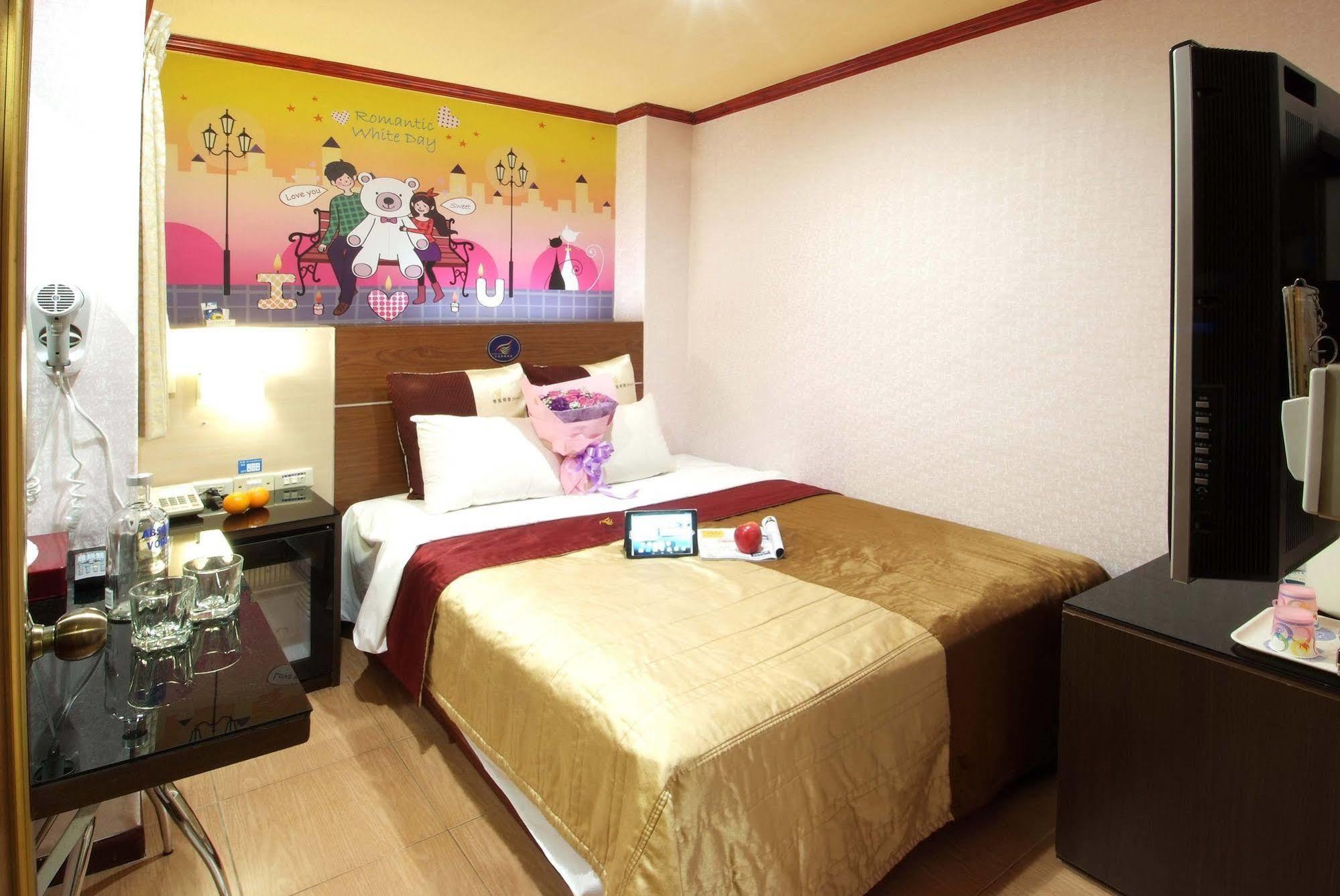 Golden Swallow Hotel Hsinchu Exterior foto